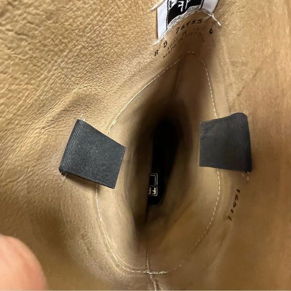 - Frye brown knee high equestrian style pull on leather boots Sz 8 - Picture 12 of 13